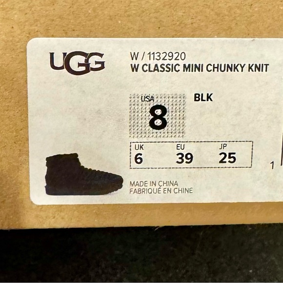 UGG Classic Mini Black Knit Boots - Picture 4 of 16